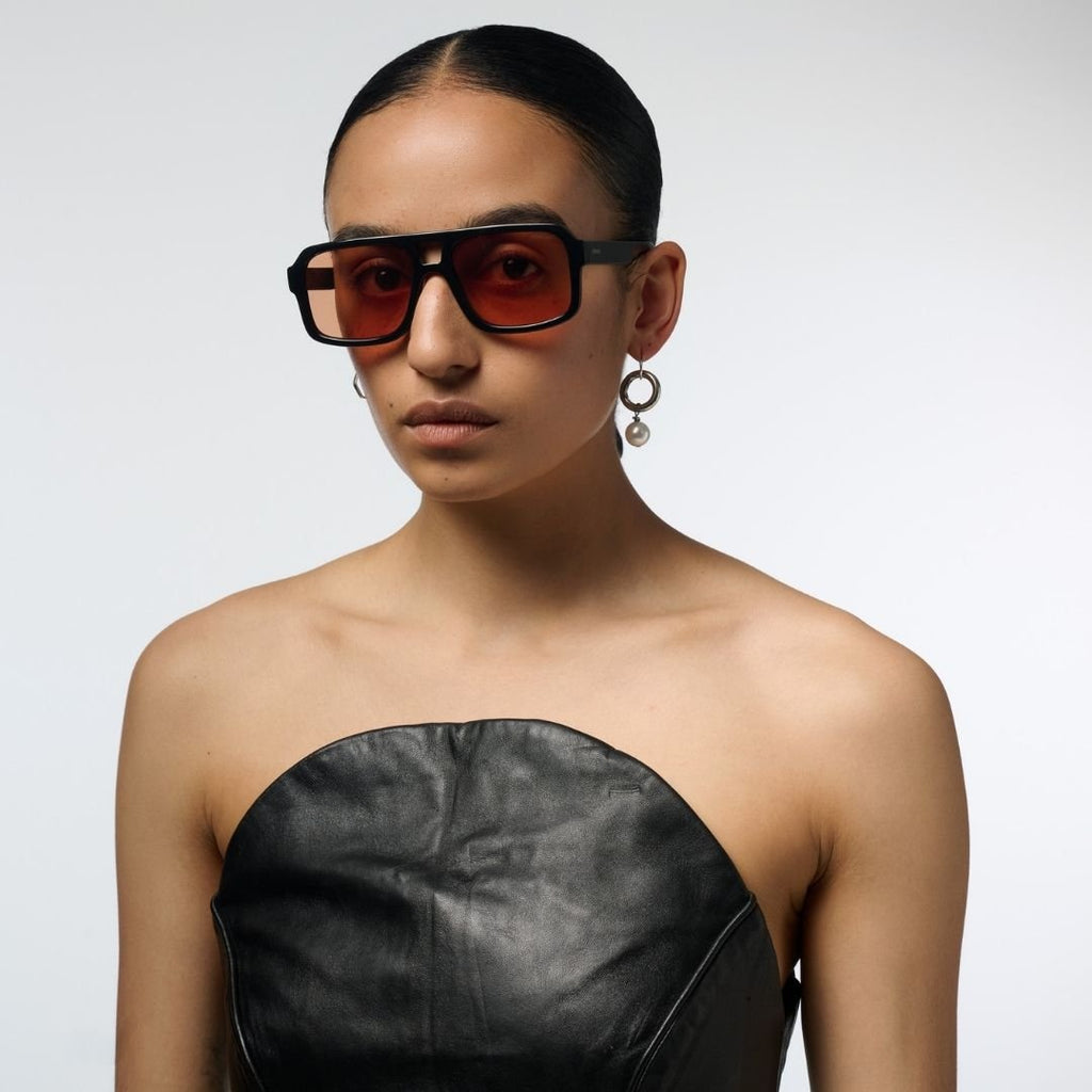 Komono Zonnebril - Falcon Black Sunset kopen met ecocheques | ecochequesonline.be